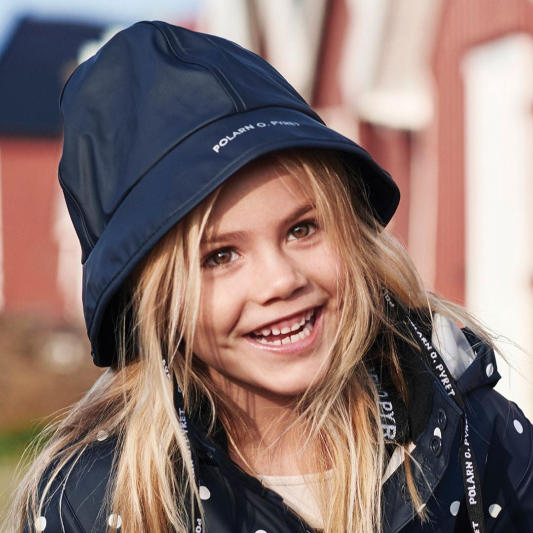 Kids North Easter Rain Hat | Polarn O. Pyret #color_dark-sapphire