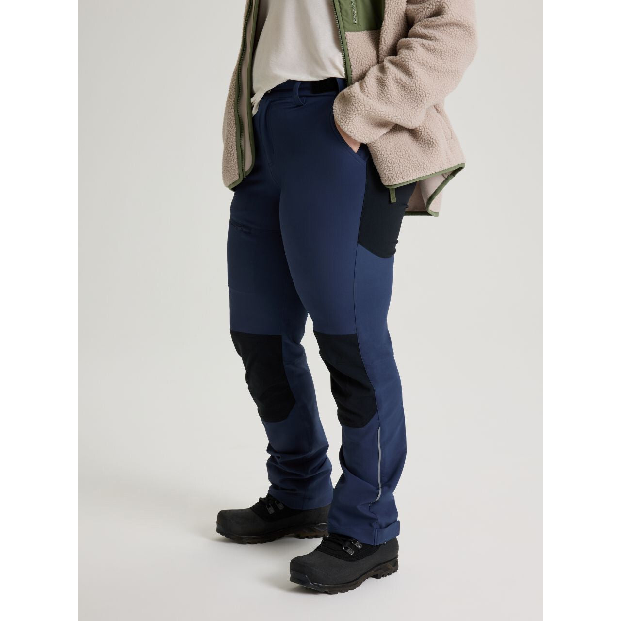 Adult Outdoor Adventure Eco Pants | Polarn O. Pyret |