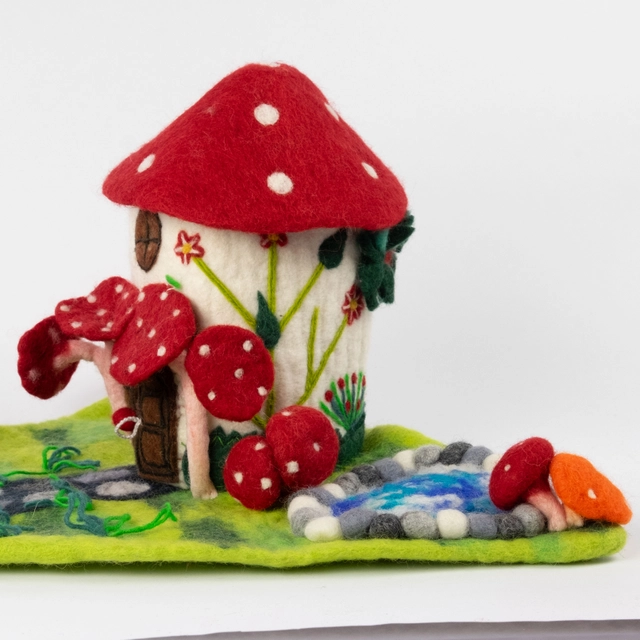 Magic Mushroom Felt Fairy Playhouse - For Finger Puppets