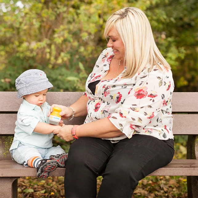 Kids Easy Sunscreen Applicator | Solar Buddies