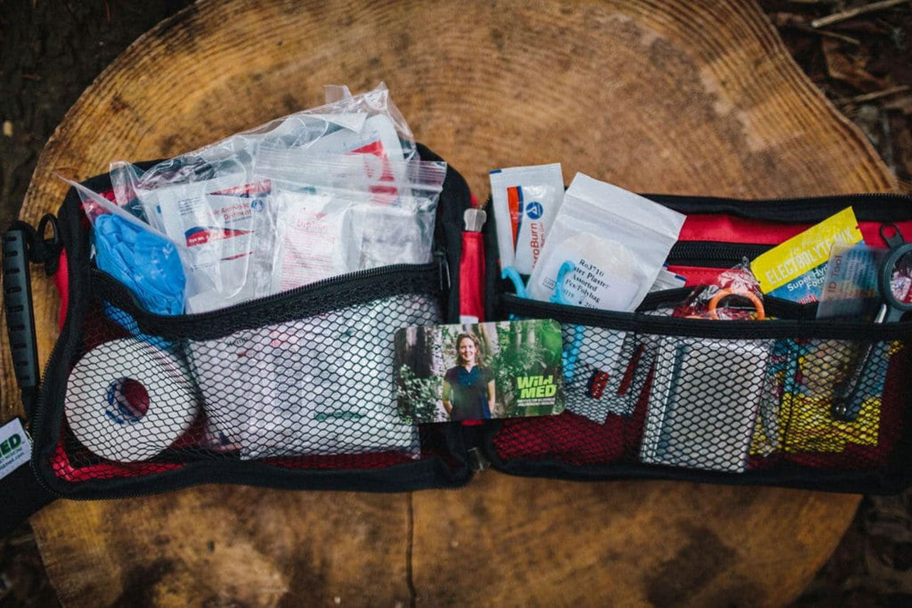 120-PIECE Custom-Curated First Aid Kit (GREEN)