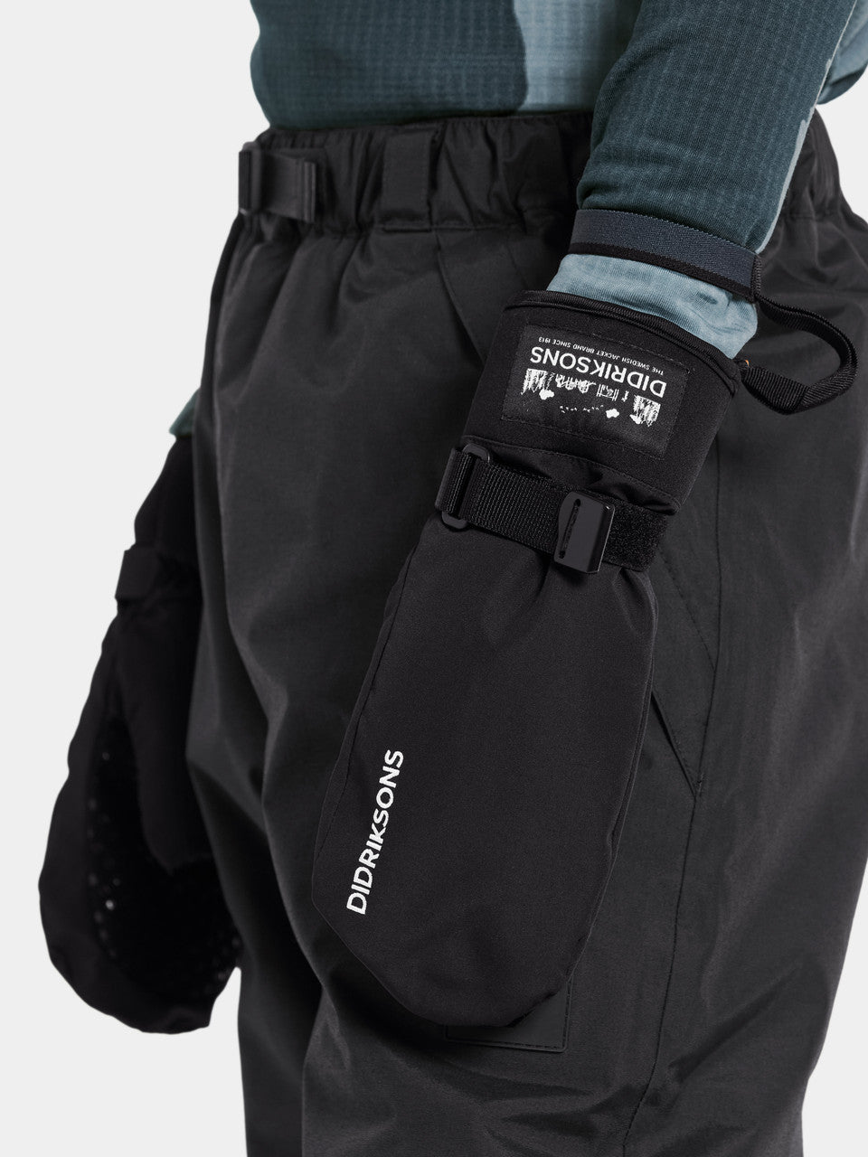 Youth Waterproof Lovas Mittens | Didriksons #color_black