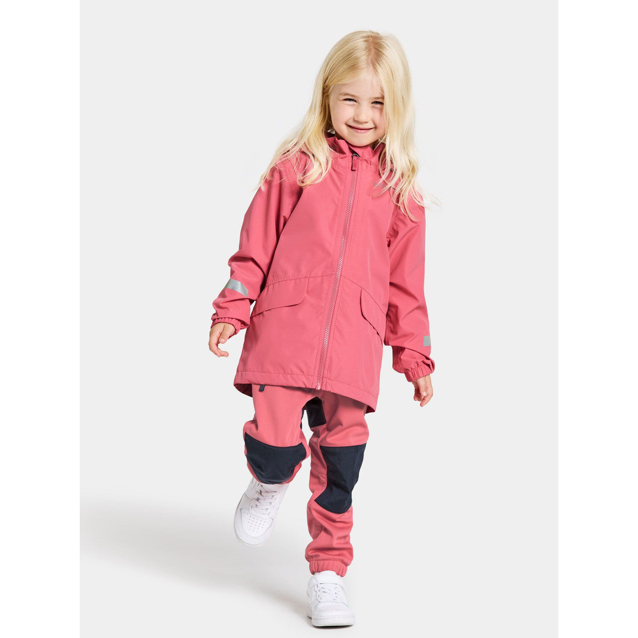 Kids Waterproof Unlined Shell Jacket- Norma – Breathable | Didriksons #color_dusty-azalea