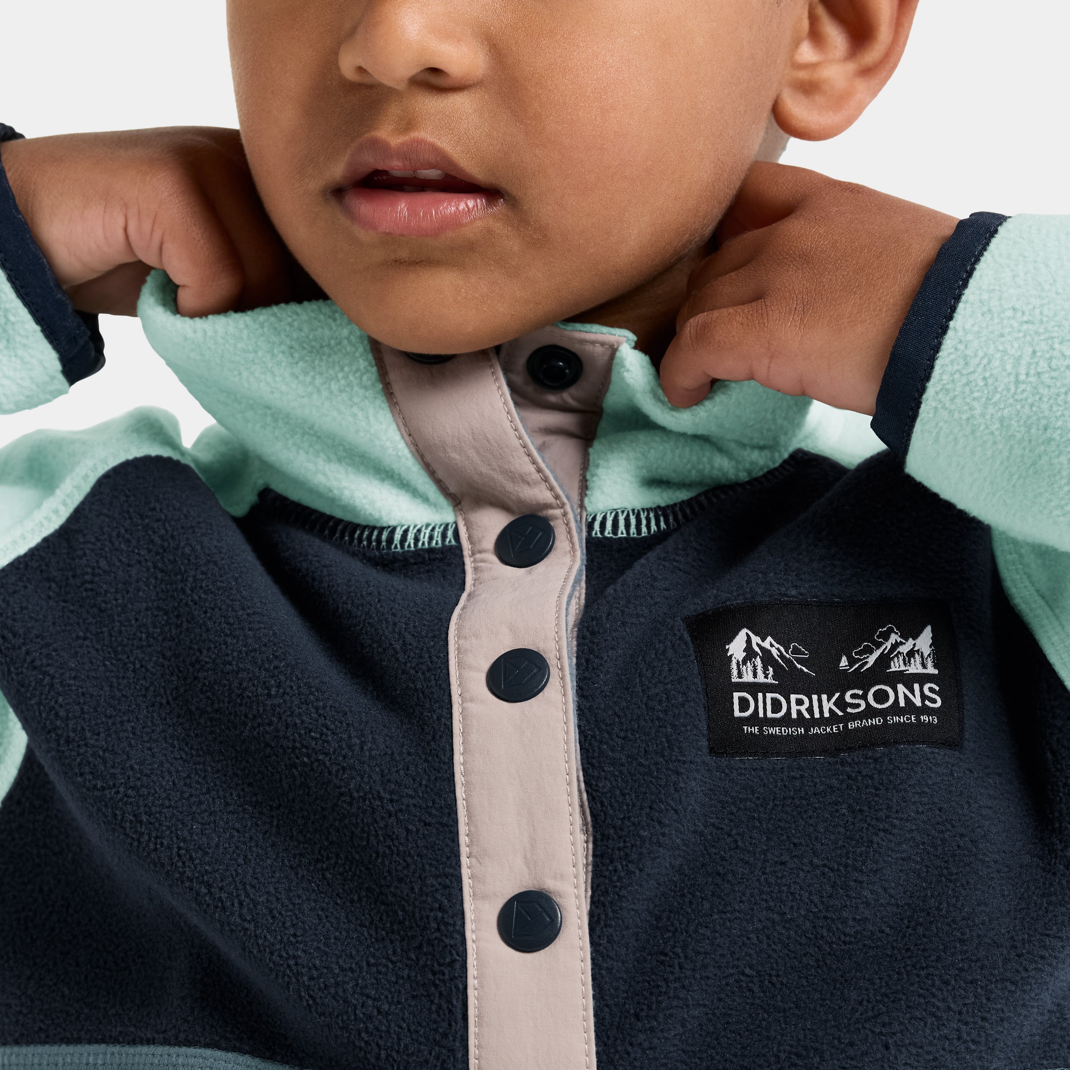 Mid Layers – Outdoor School Shop