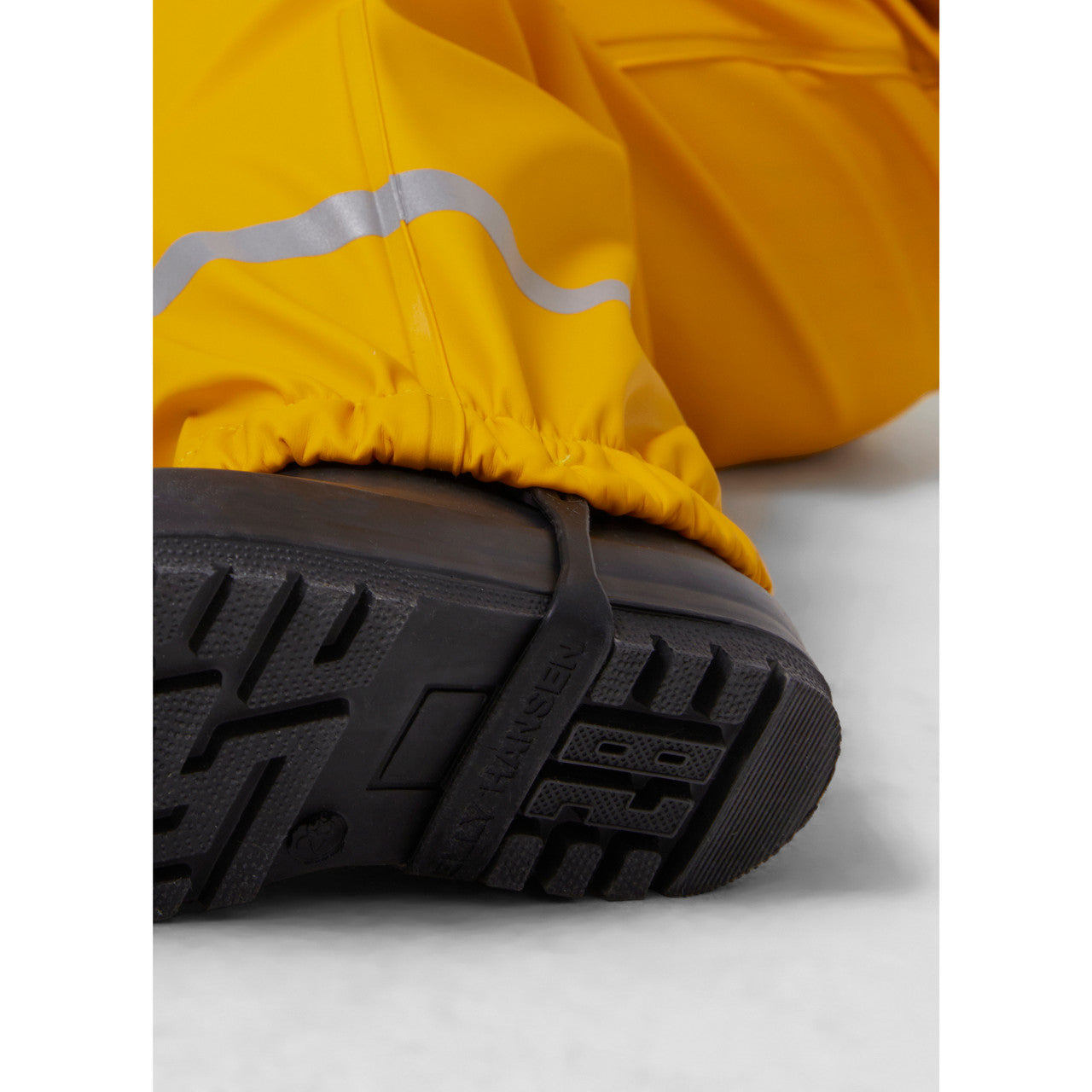 Kids Waterproof Bergen 2.0 PU Rain Suit – All-in-One Suit, PU | Helly Hansen #color_essential-yellow