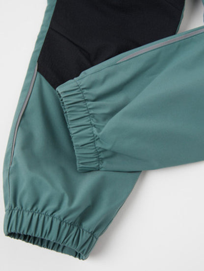 KIds Outdoor Zip Off Eco Adventure Pants | Polarn O. Pyret 