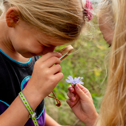Huckleberry Dual Magnifier | 2-in-1 Magnifying Glass for Nature Exploration