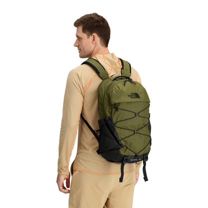 flexvent north face backpack The Recon TNF Navy/ TNF Black while the reflective details enhance visibility in low light conditions The North Face 21L Borealis